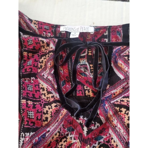 Patrons Of Peace Small Geometric Pattern Long Bell Sleeve Keyhole Neckline Dress - Picture 3 of 12